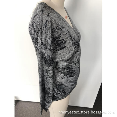 V-neck printing top with long sleeves
